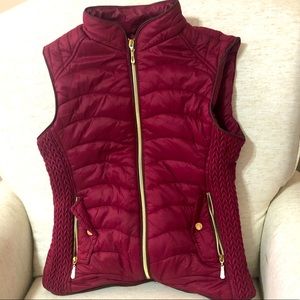 Maroon vest size small